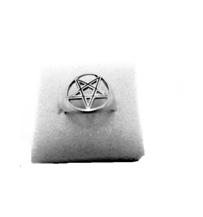 Ring Pentagram