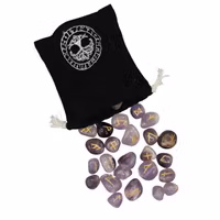 Runor (runstenar) av Ametist i sammetspåse