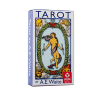Tarotkortlek och bok