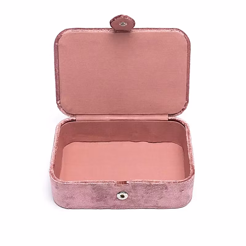 Skrin för smycken eller tarotkort, gammelrosa sammet med flower of life-symbol i guld.