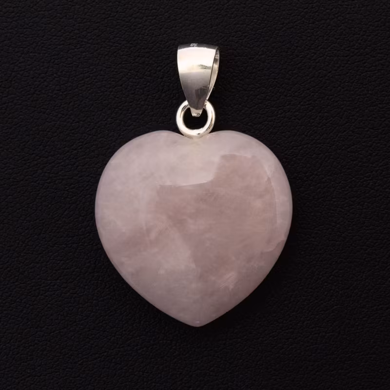 hjärtformat hänge rosenkvarts