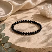 Svart turmalin, armband med små runda pärlor