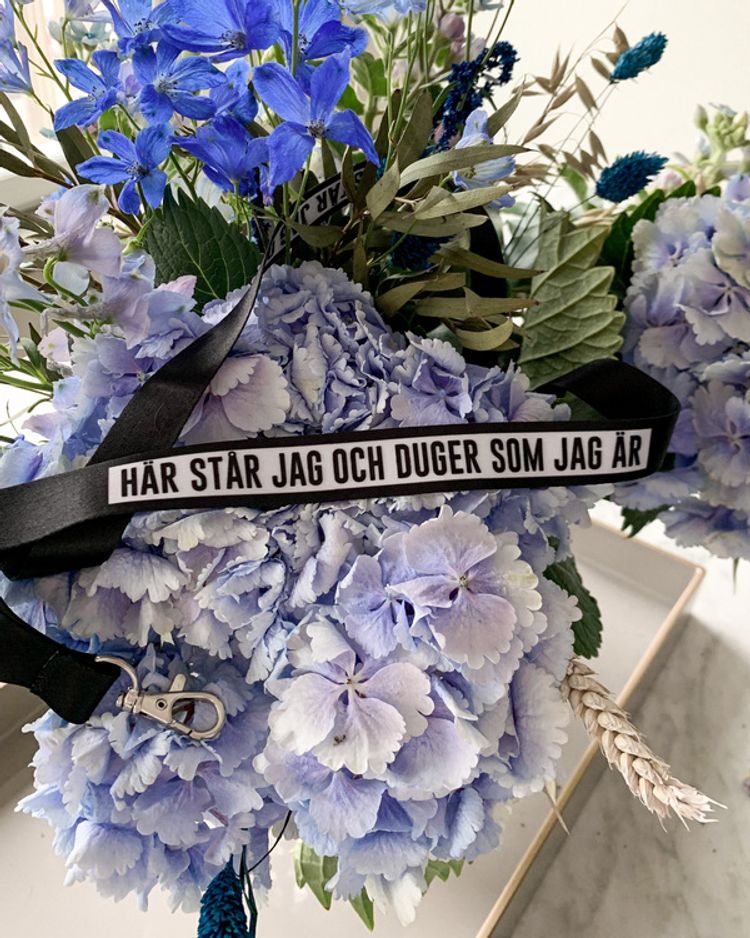 Nyckelband "Här står jag och duger som jag är"