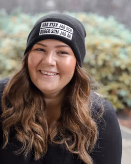 Mössa "Här står jag och duger som jag är"