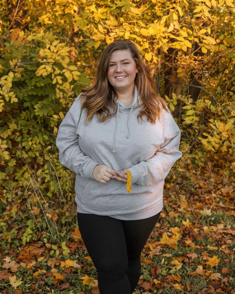Hoodie "Vi ser alla olika ut och det är fantastiskt"