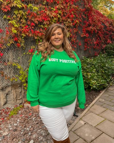 Grön sweatshirt "Body positive"
