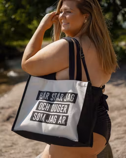 Strandväska "Här står jag och duger som jag är"