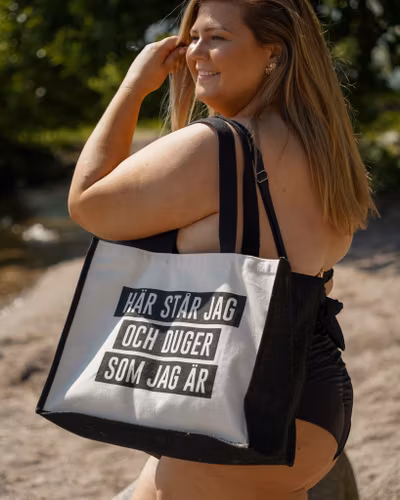 Strandväska "Här står jag och duger som jag är"