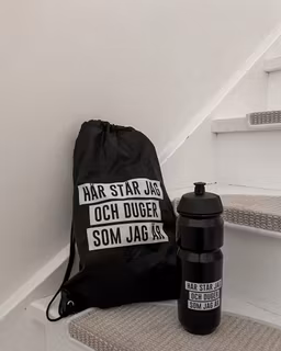 Lilla träningspaketet: Vattenflaska + träningsväska