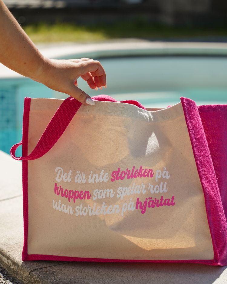 Rosa paket "Det är inte storleken på kroppen som spelar roll utan storleken på hjärtat"