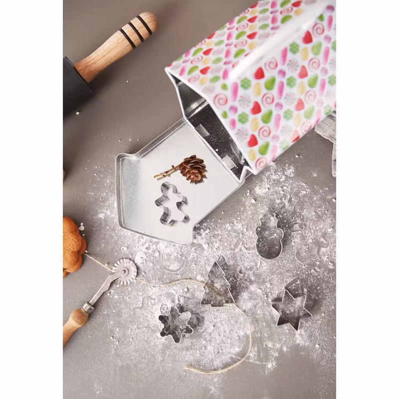 Pepparkakshus i plåt - Innehåller 8 st pepparkaksformar