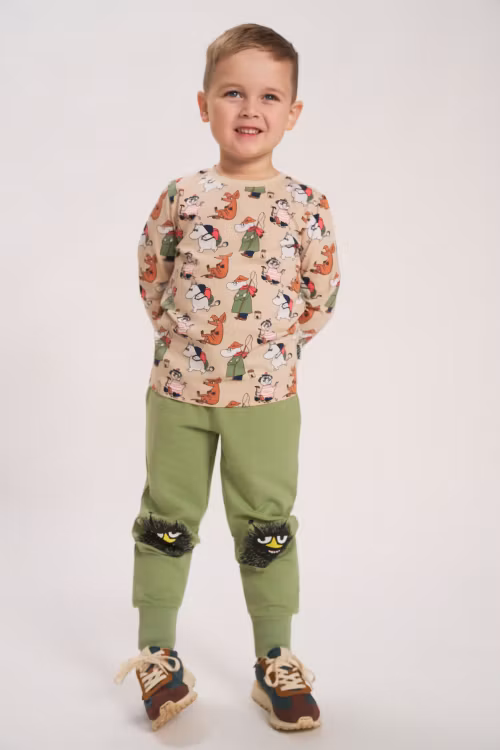 Mumin Hej Stinky collegebyxa grön