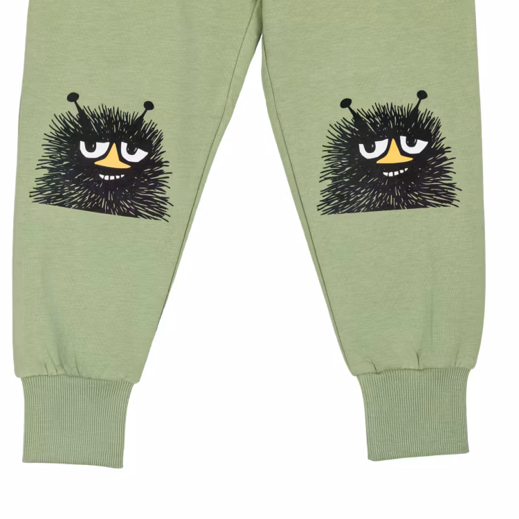 Mumin Hej Stinky collegebyxa grön