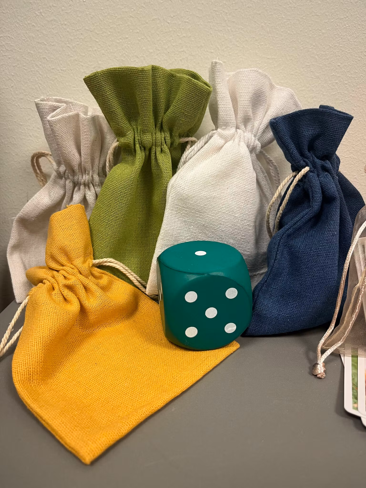 Påse med snöre 12x12cm