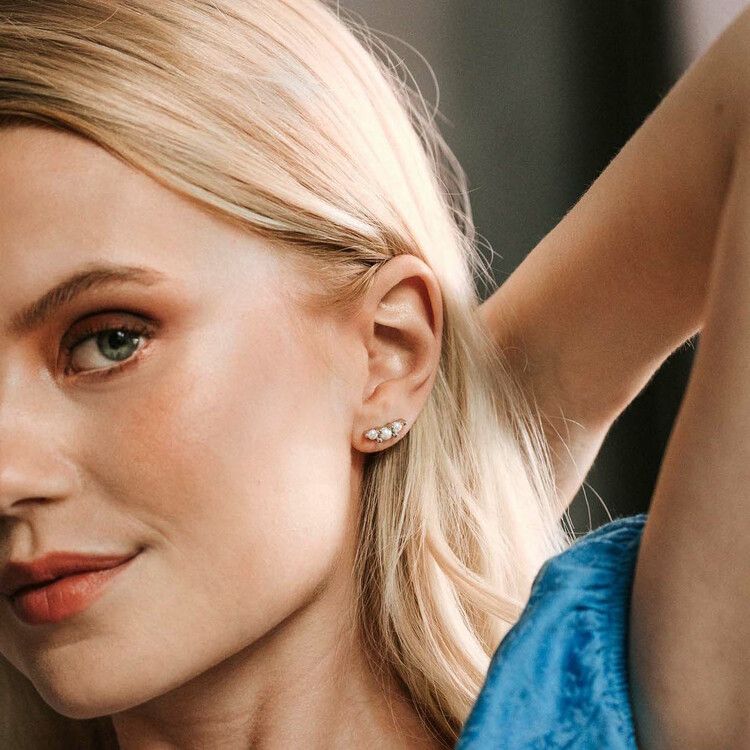Pearly trio earrings