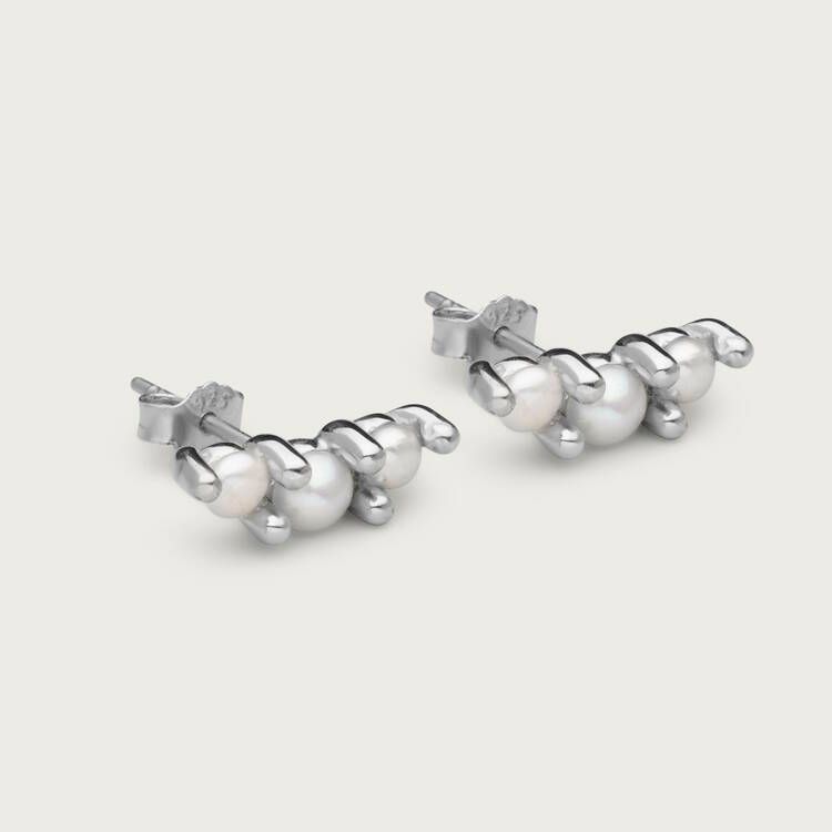 Pearly trio earrings