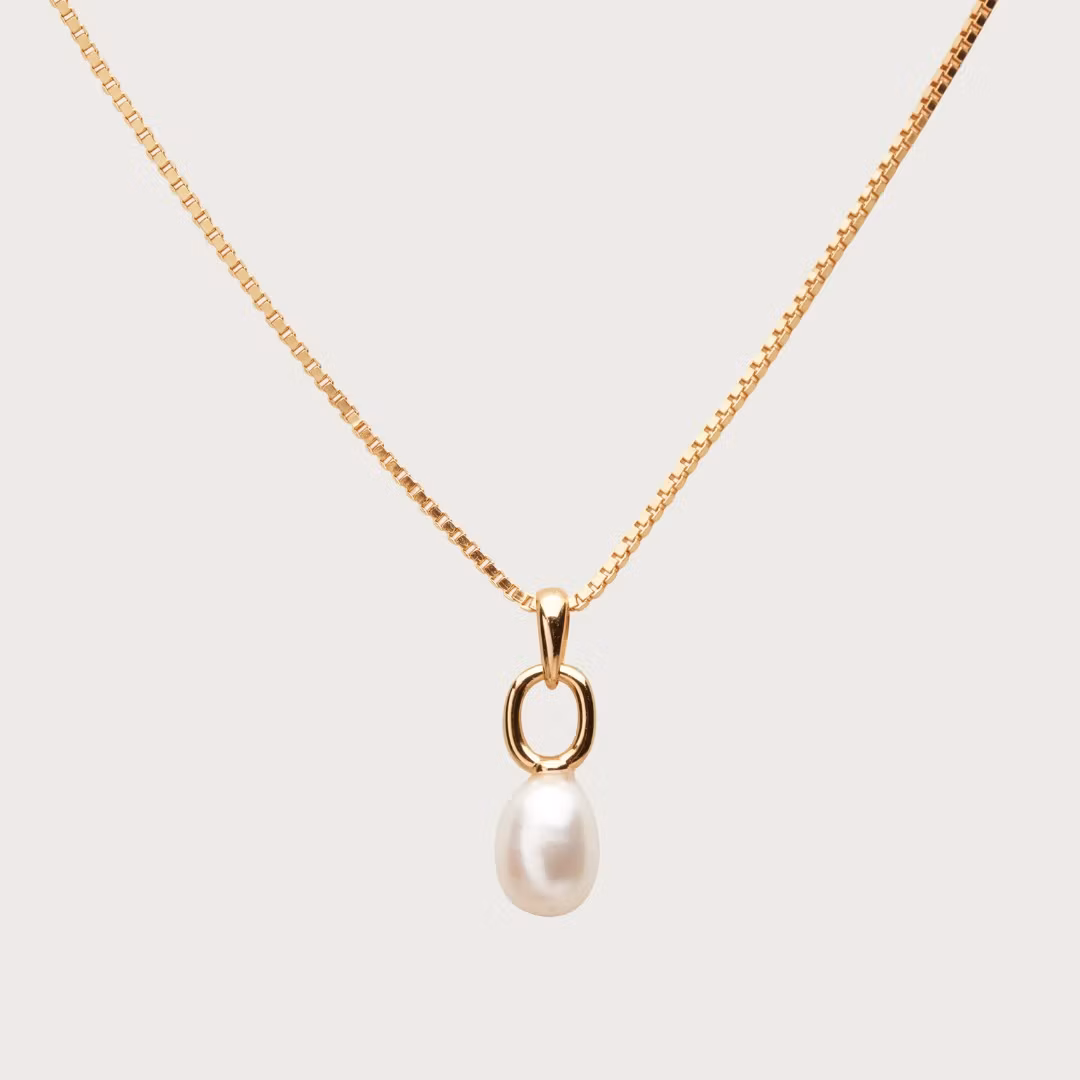 Coastal necklace