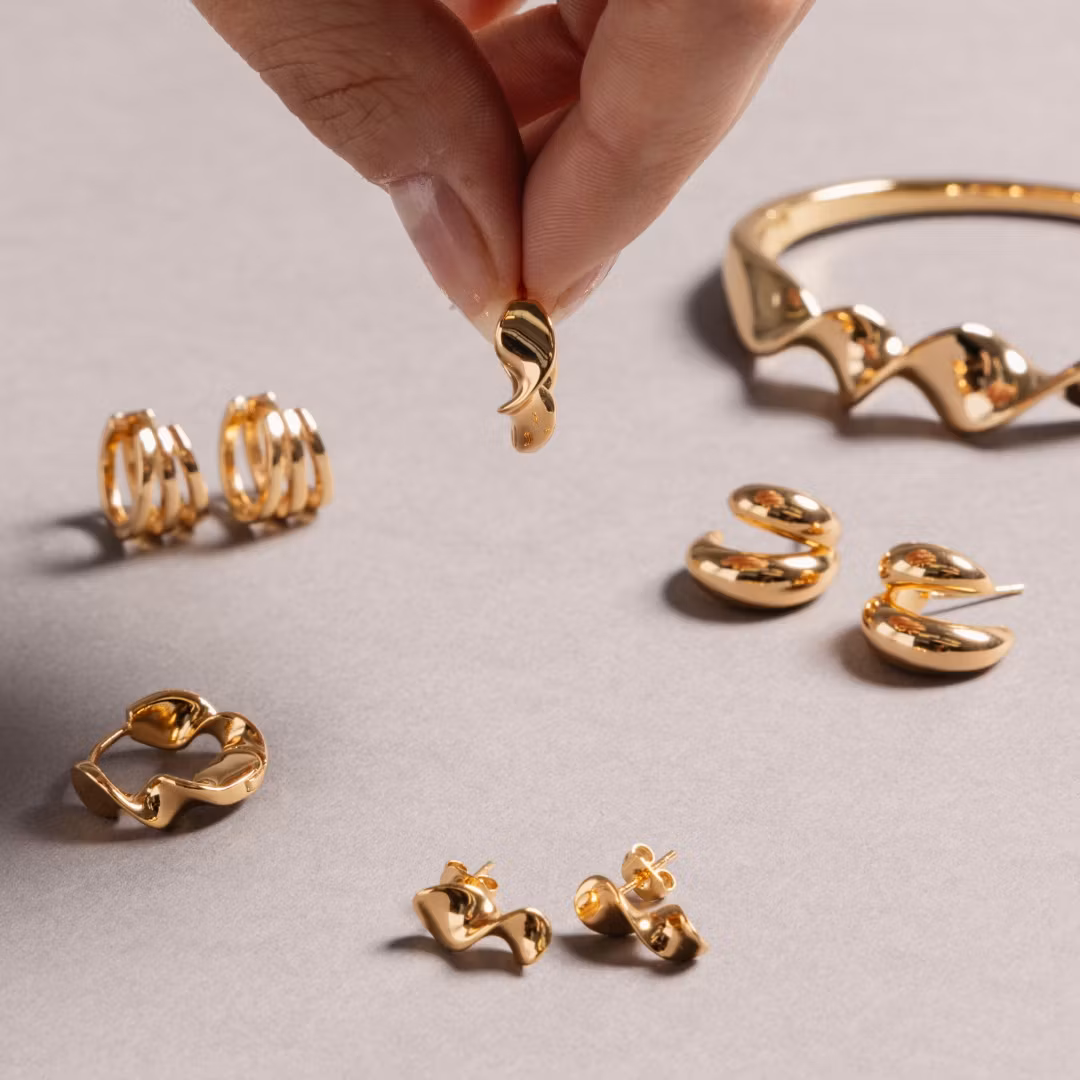 Core earrings