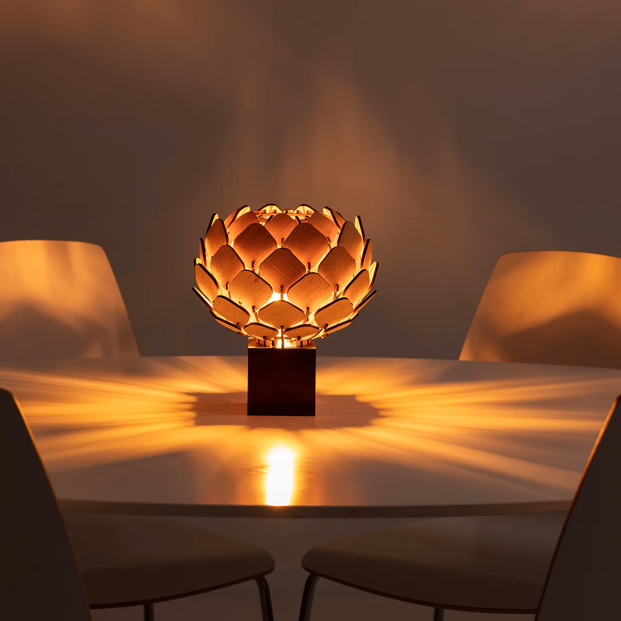 Fönster/bordslampa Hjortron