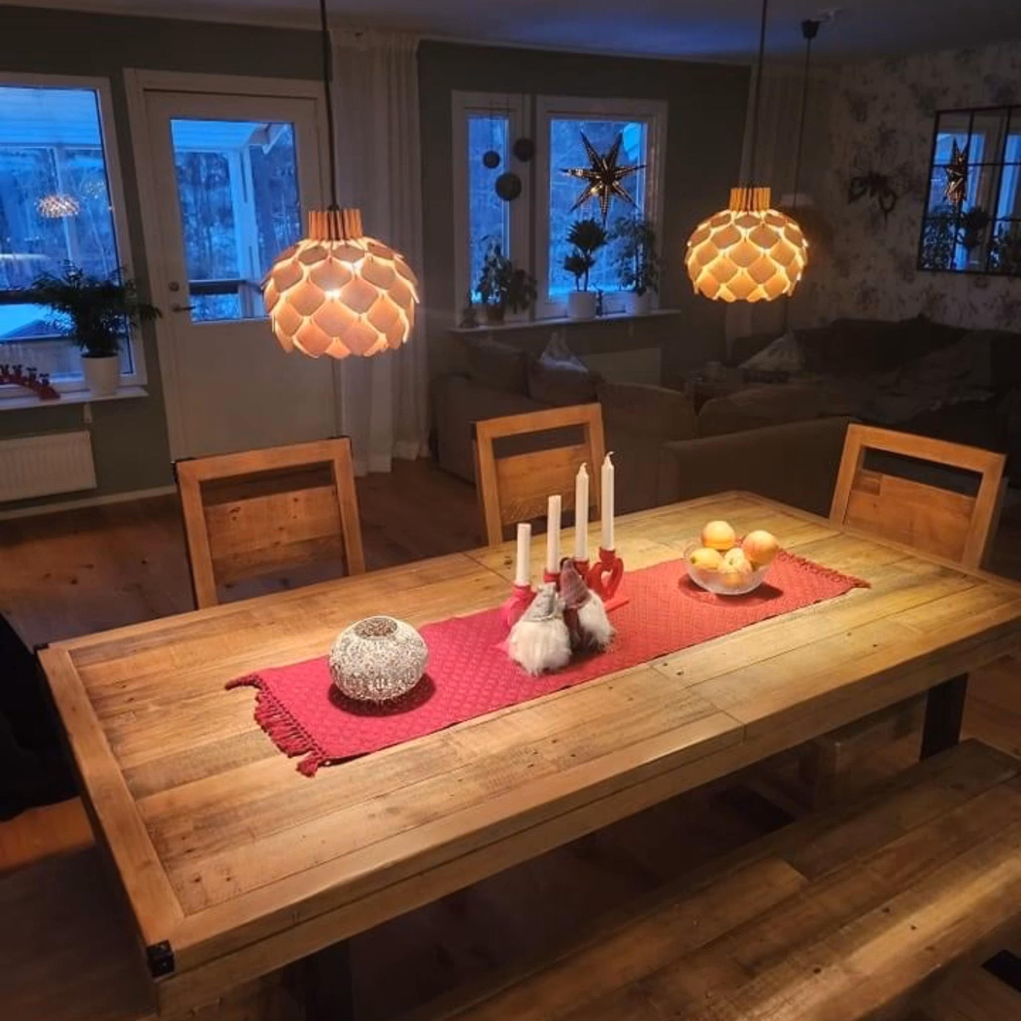 Fönster/bordslampa Hjortron