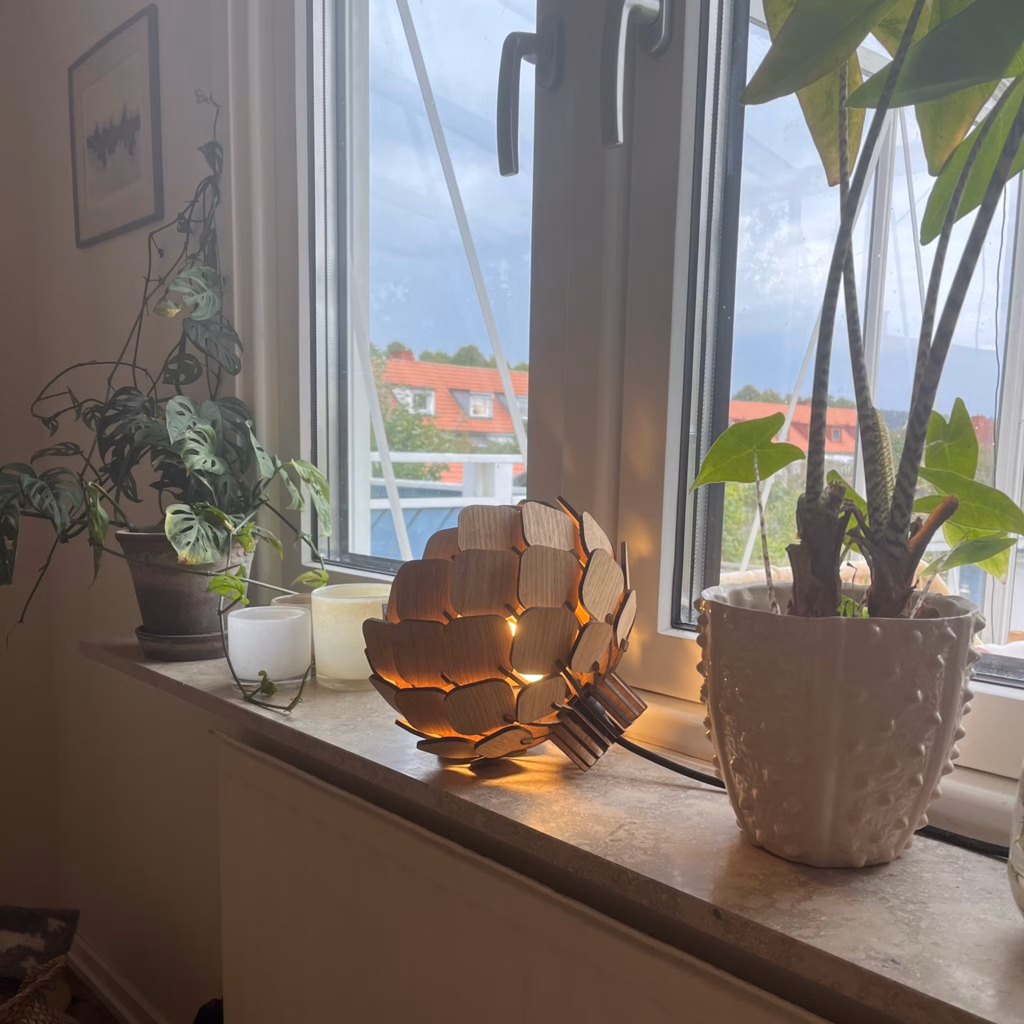 Fönster/bordslampa Hjortron