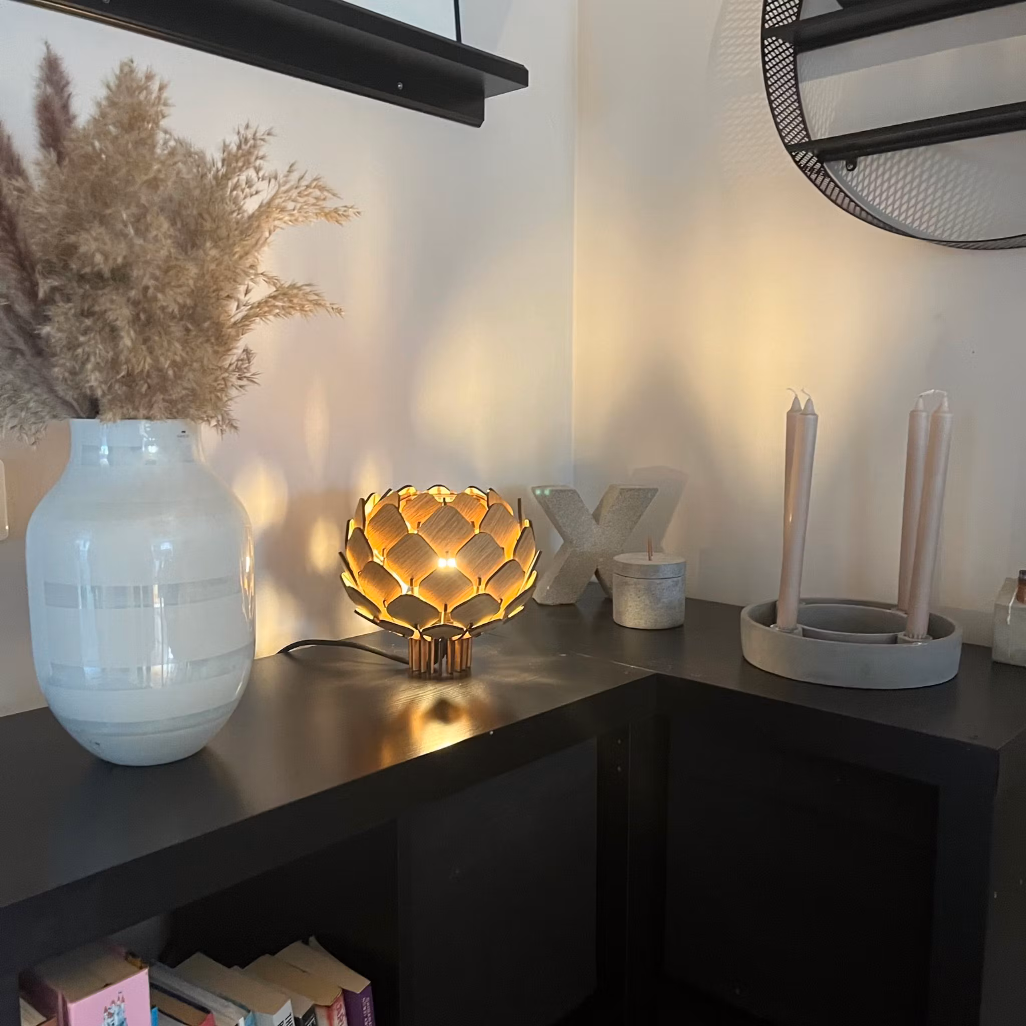 Fönster/bordslampa Hjortron