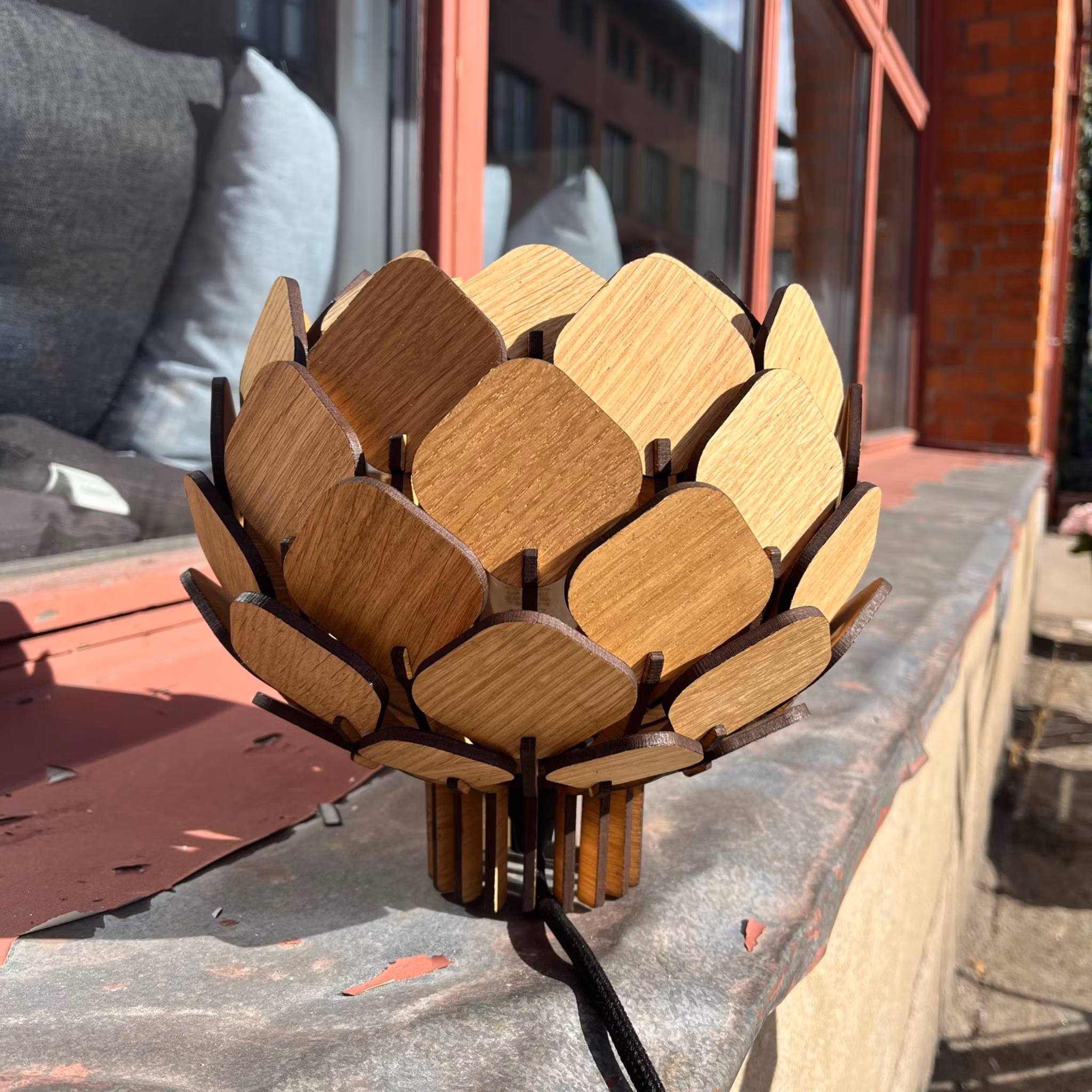 Fönster/bordslampa Hjortron