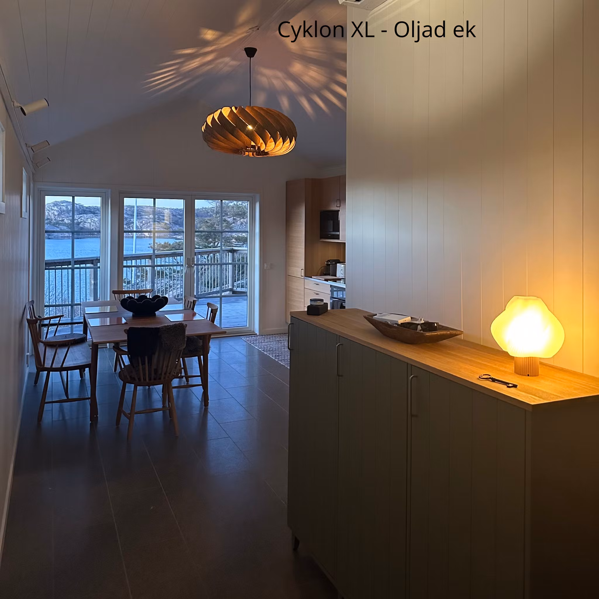 Cyklon XL - Extra stor taklampa