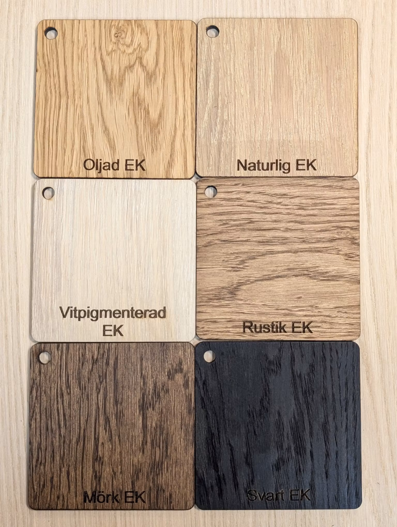 Matbord i massiv ek - Nötholmen