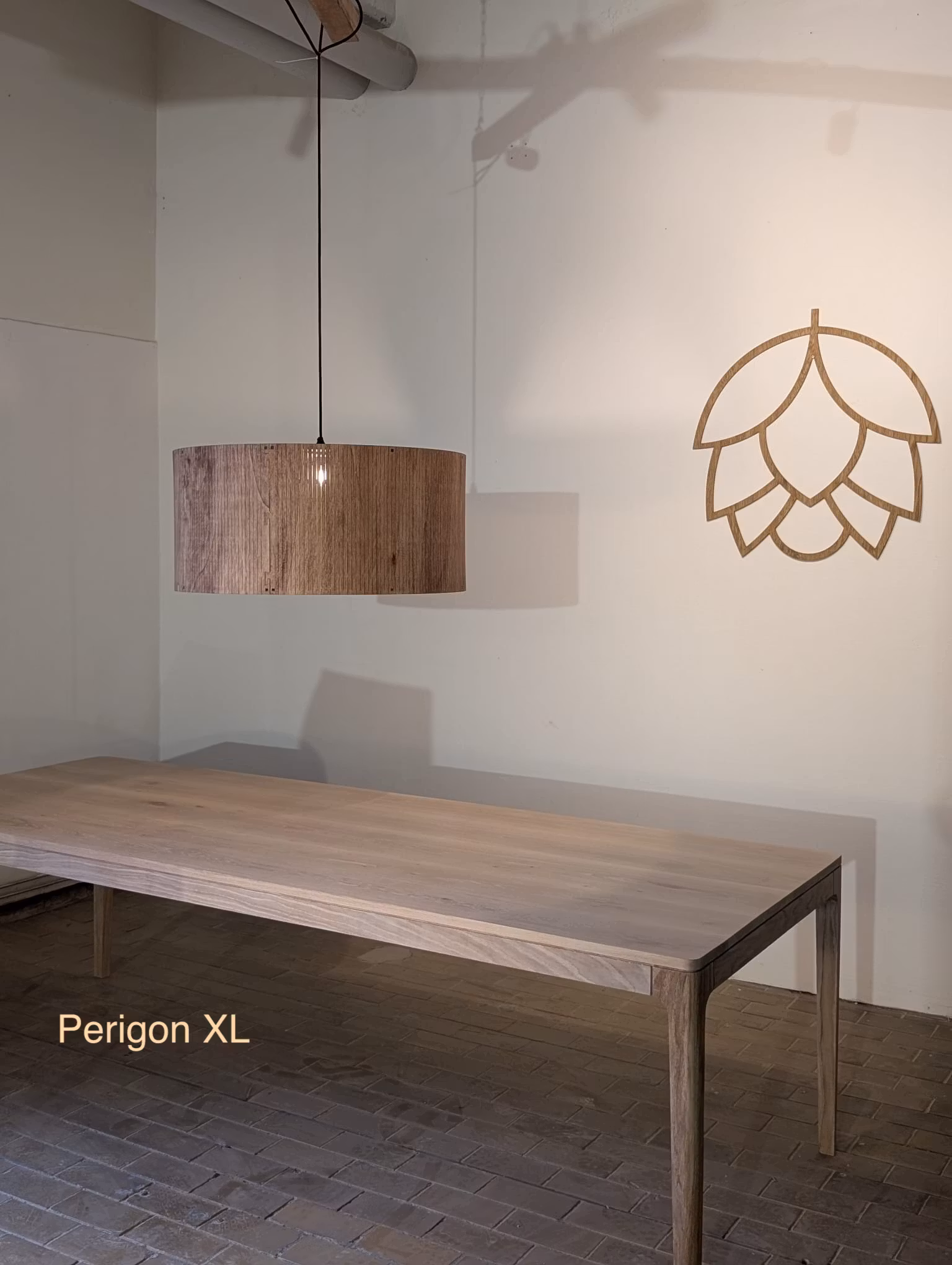 Perigon XL - Extra stor taklampa