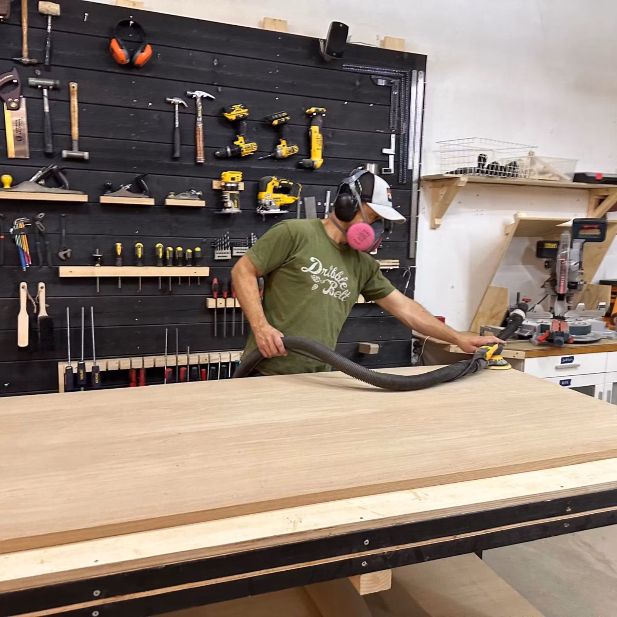 Runt Matbord i massiv ek - Klockberget