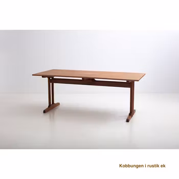 Matbord i massiv kvistren furu - Kobbungen