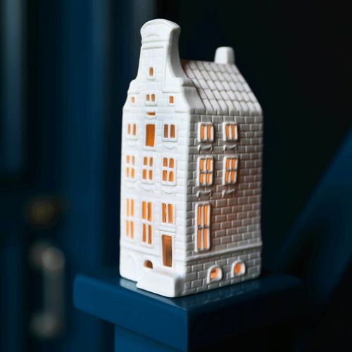Ljuslykta Canal House Amsterdam 25 steps