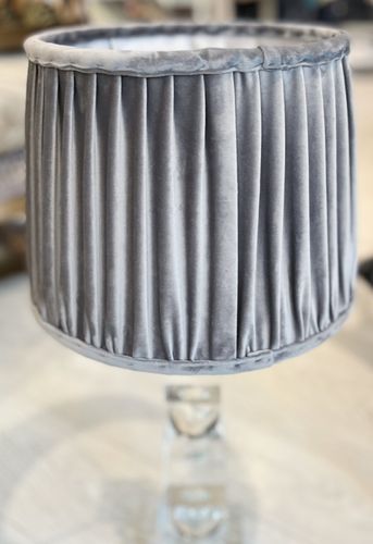 Lampskärm veckad sammet grå