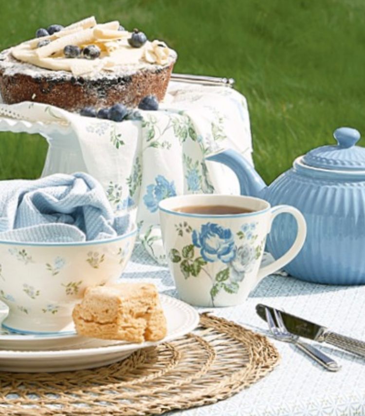 Greengate mug Celestine white