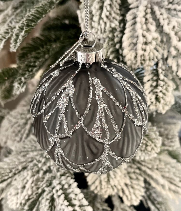 Julkula grå med silver