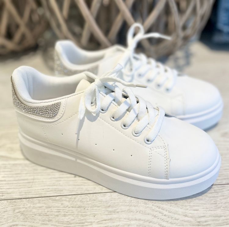 Vita sneakers med strass