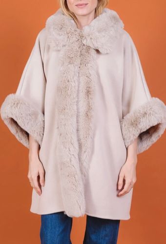 Poncho cape beige