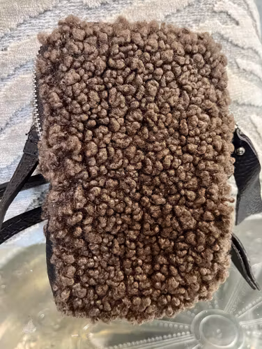 Mobilväska Sheepy brun