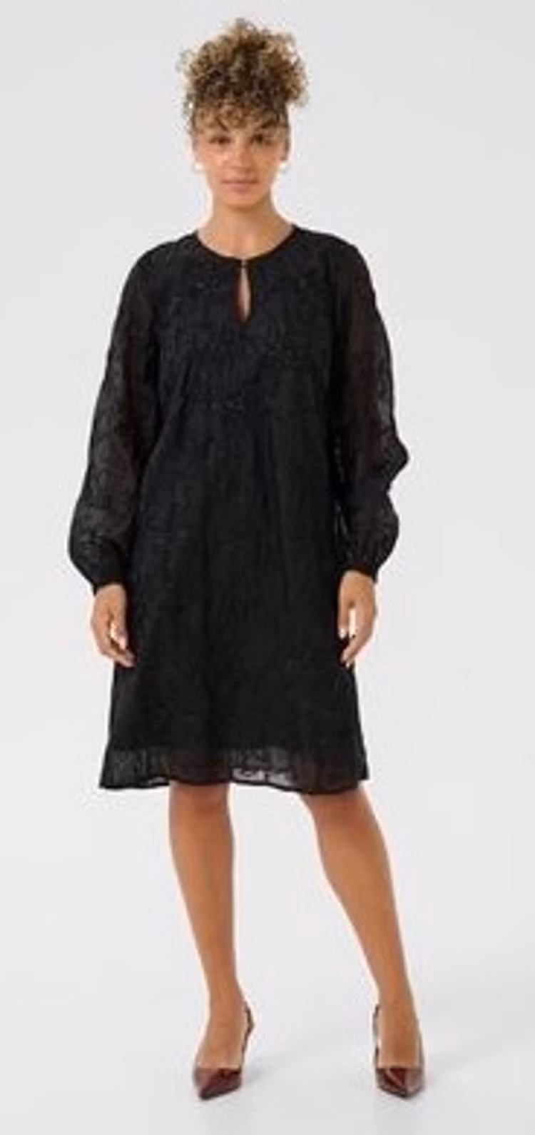 Cream Inga Dress pitch black