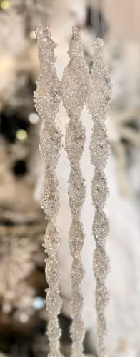 Istapp skruvad kristallpärlor