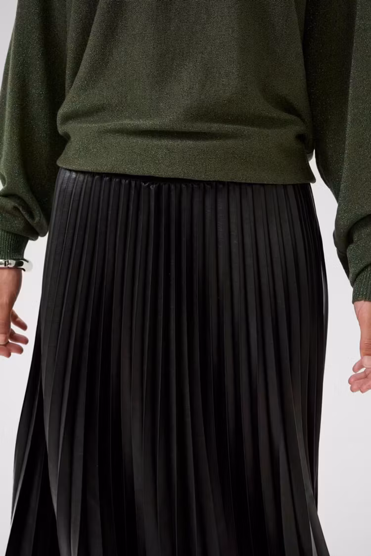 Culture Teda Pleated skirt fuskskinnkjol
