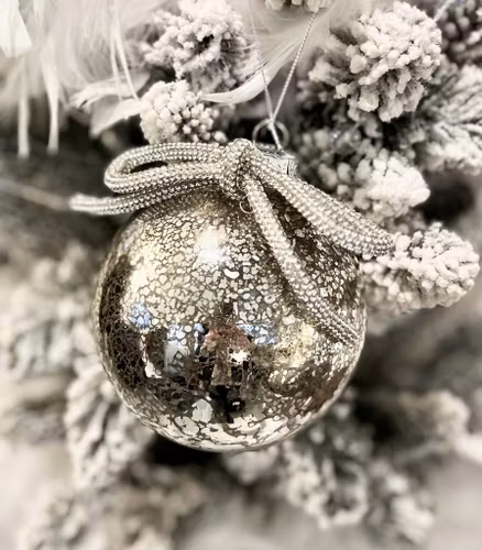 Julkula fattigmanssilver med strass-rosett