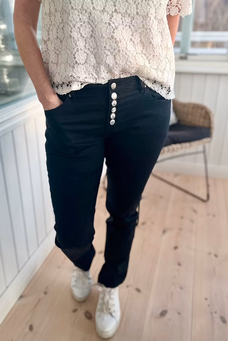 Place du jour svarta jeans boyfriend