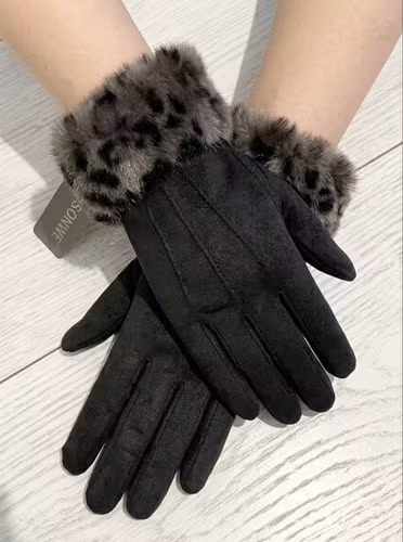 Handskar fuskpäls grå leopard