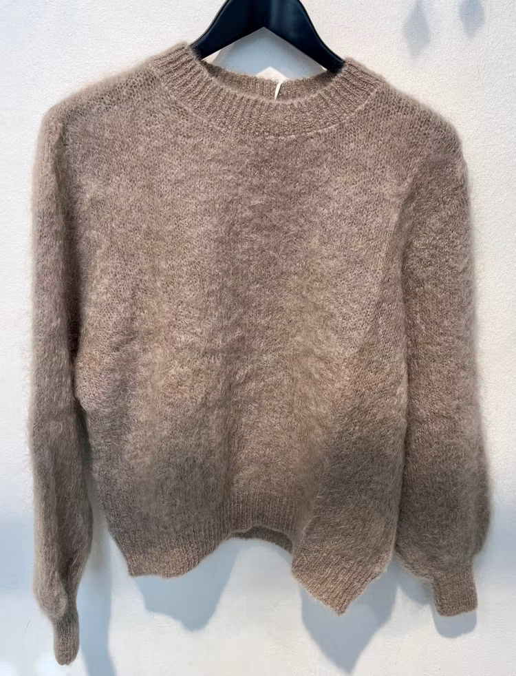 Tröja 80% kid mohair beige