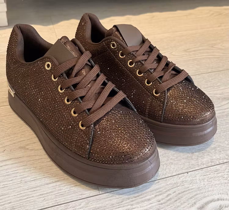 Sneakers bruna strass