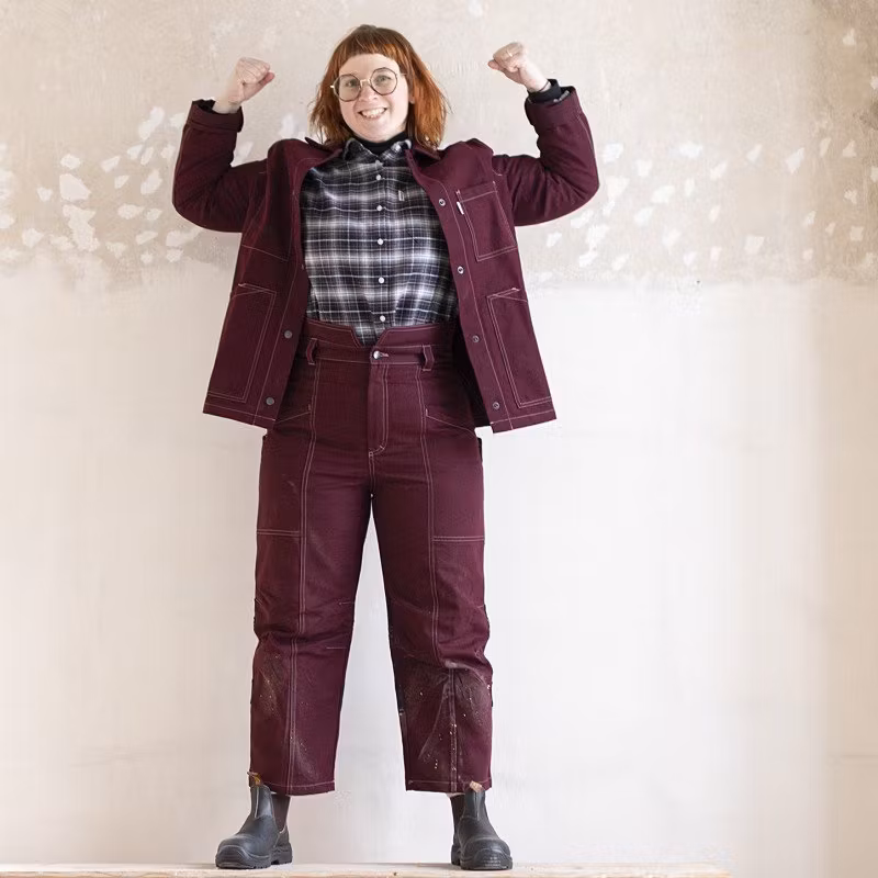 SÄLJES: Felicia vinröd i storlek 46 - Begagnad art. 2509