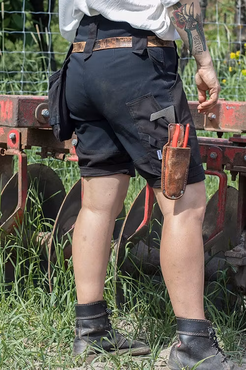 Utgående modell: ANN - Shorts - Alla tillgängliga färger/storlekar