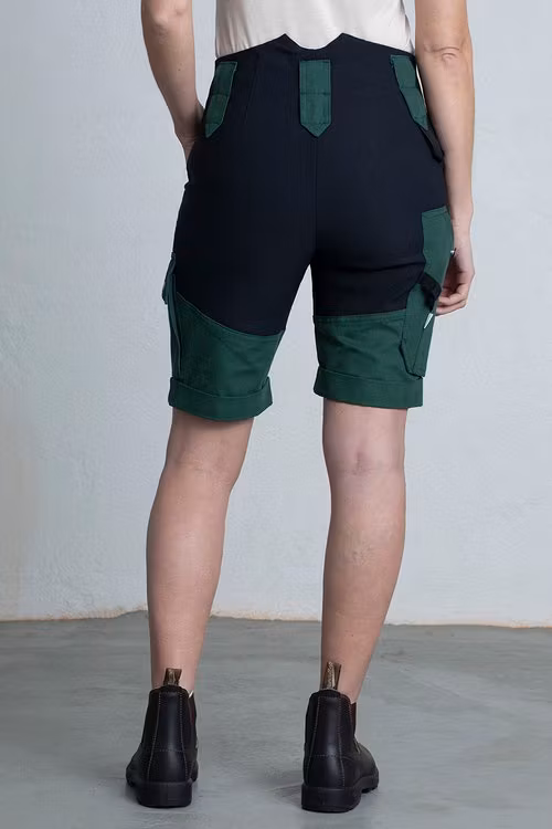 Utgående modell: ANN - Shorts - Alla tillgängliga färger/storlekar